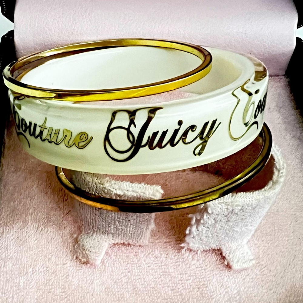 Juicy Couture Bangle